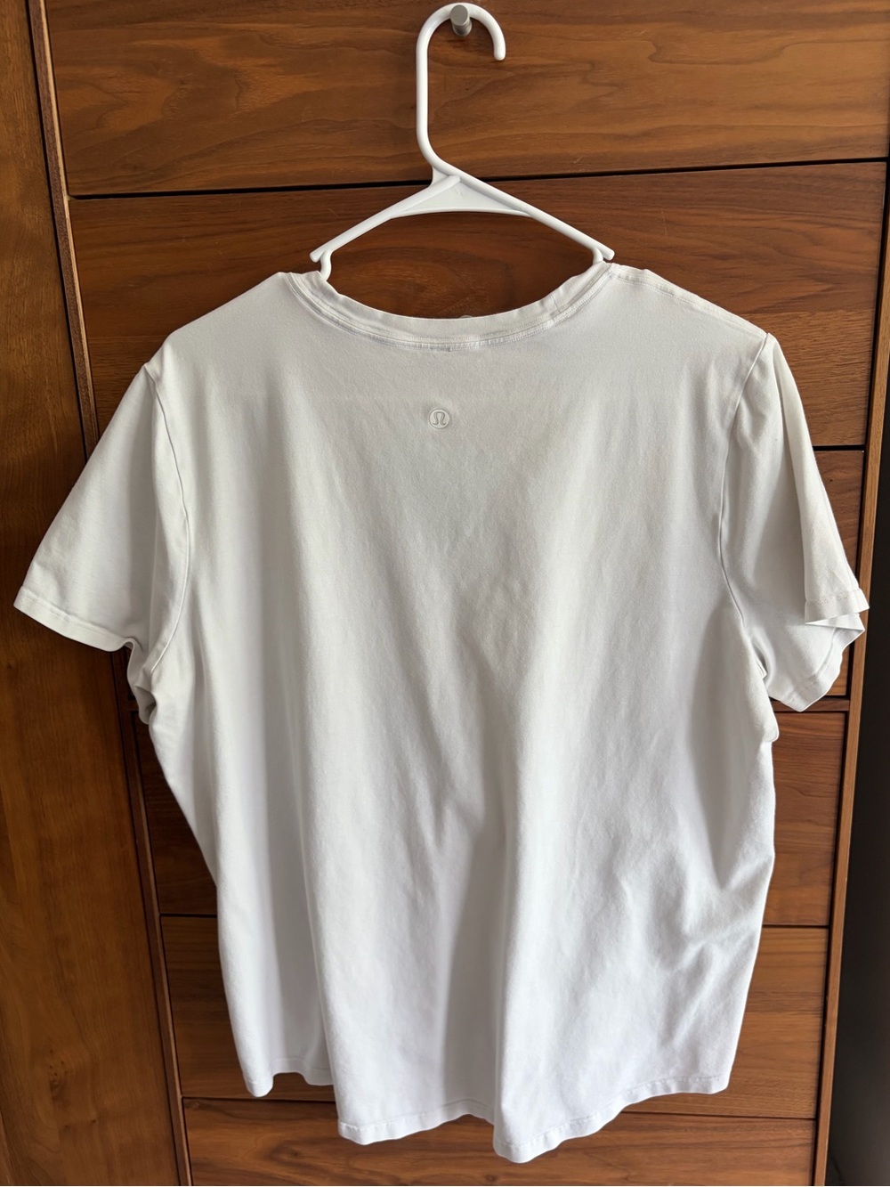 lululemon athletica Men’s White Short-Sleeve Crew Tee